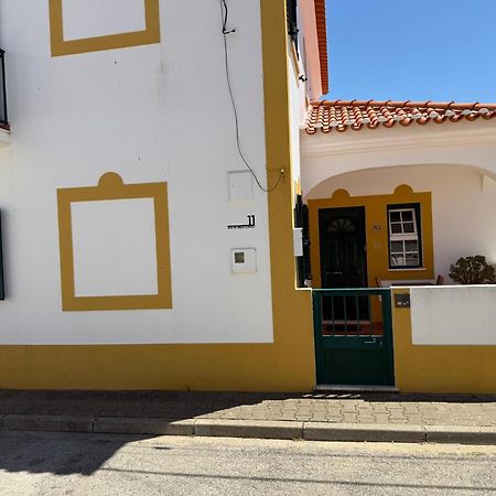 Quarto Duplo Com Terraco E Casa De Banho Privativa - Em Casa De Praia Em Almograve - Trilho Dos Pescadores Екстер'єр фото